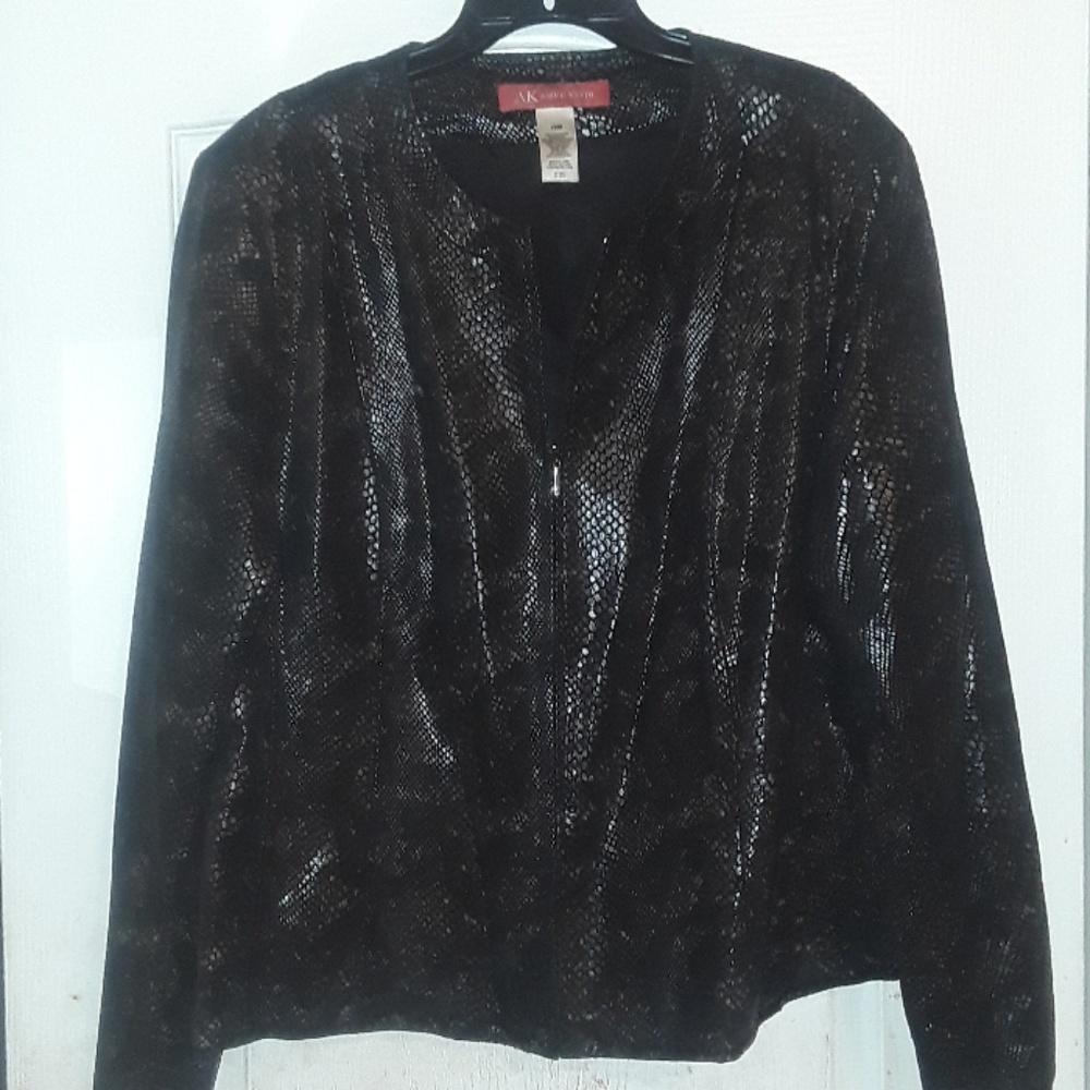 Jacket....Anne Klein - Picture 2 of 6
